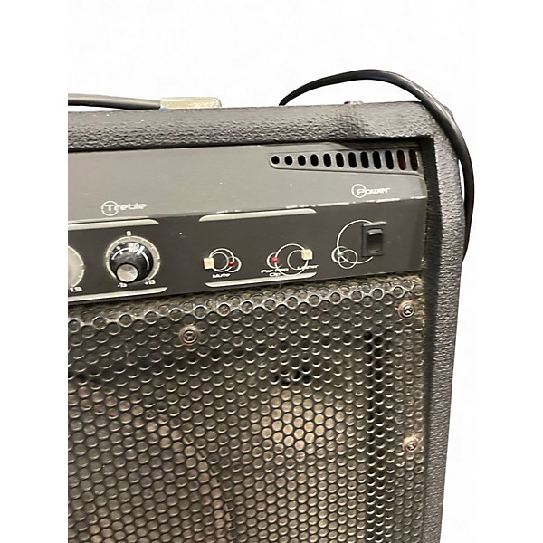 Used Fender BASSMAN 60 Bass Combo Amp
