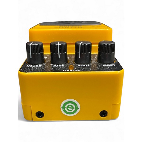 Used Behringer UC200 Stereo Chorus Effect Pedal