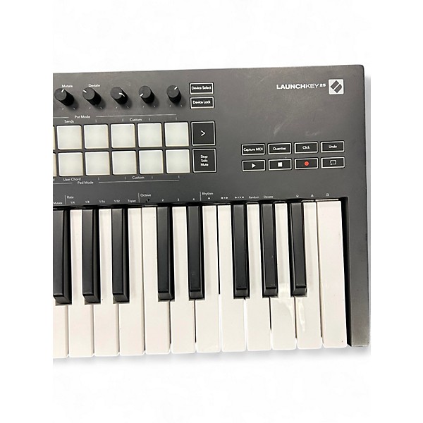 Used Novation Launchkey 25 Key MIDI Controller