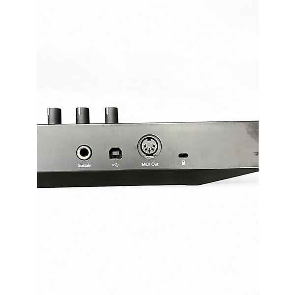 Used Novation Launchkey 25 Key MIDI Controller