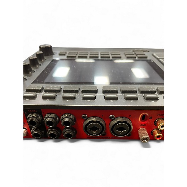 Used Akai Professional MPC live III Audio Interface