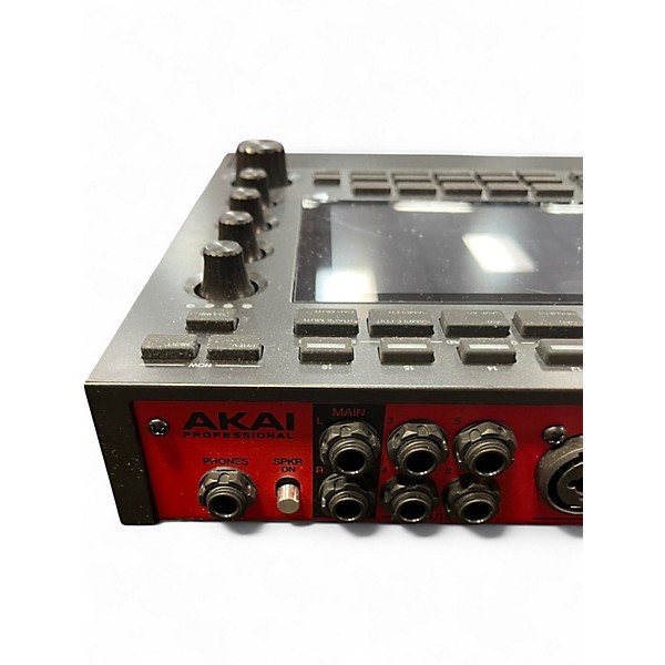Used Akai Professional MPC live III Audio Interface