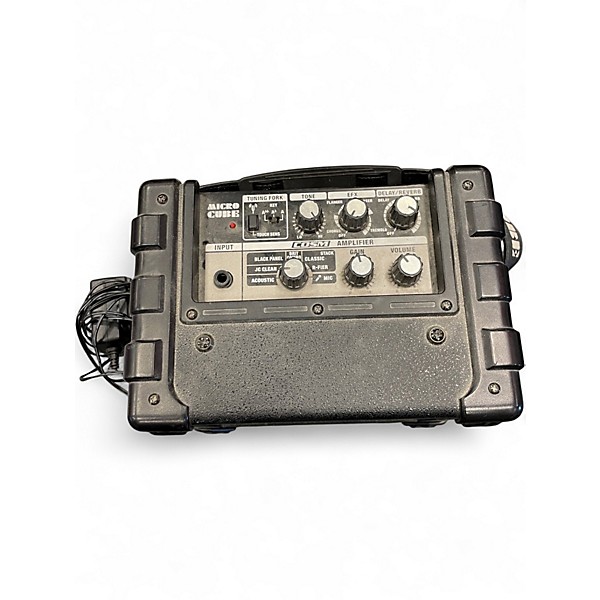 Used Roland Micro Cube Guitar Combo Amp