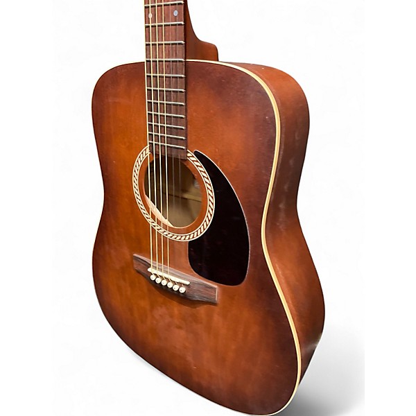 Used Art & Lutherie Wild Cherry Sunburst Acoustic Guitar