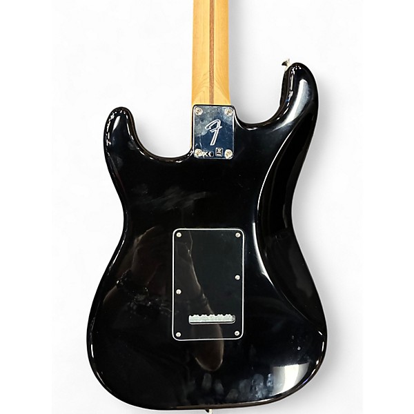 Used Fender Special Edition Player Stratocaster MN Black Solid Body Electric Guitar