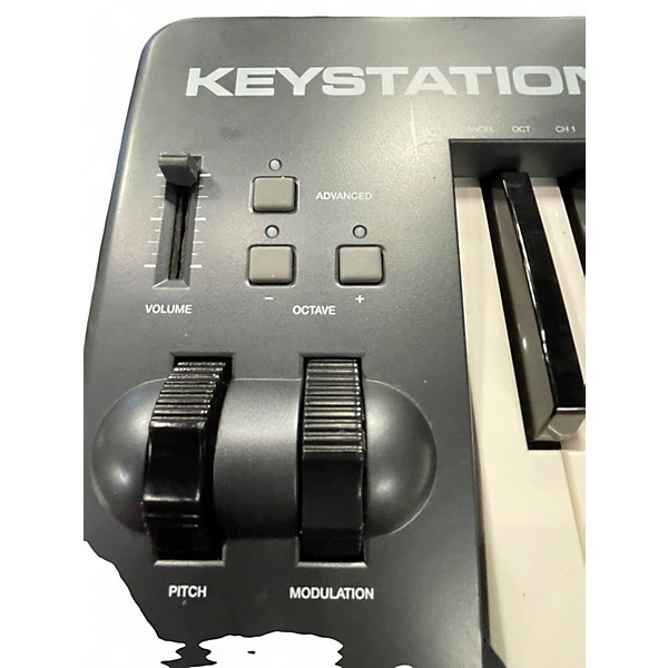 Used M-Audio Keystation 61ES MIDI Controller