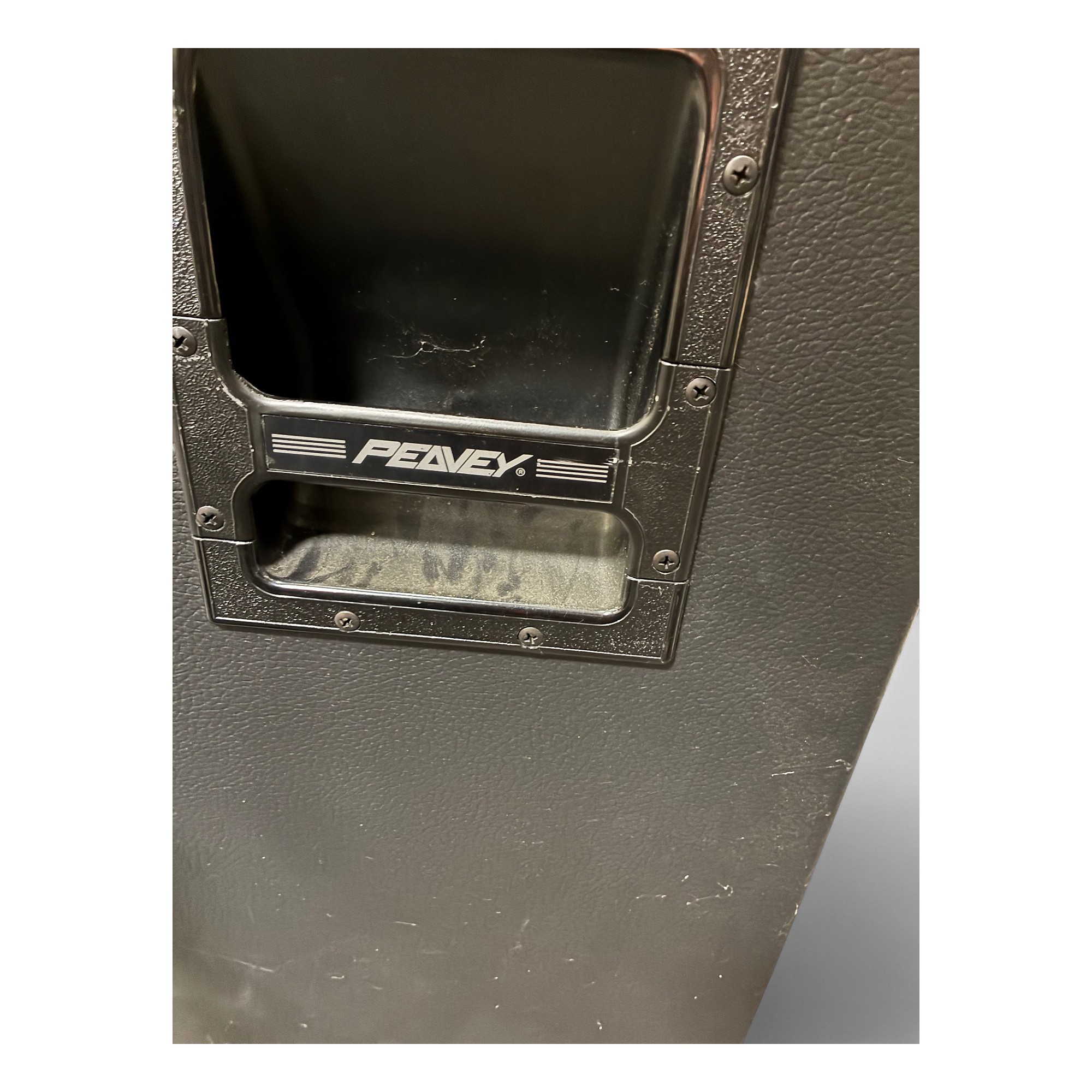 Used Peavey 5150 slant 4x12 Guitar Cabinet | Guitar Center