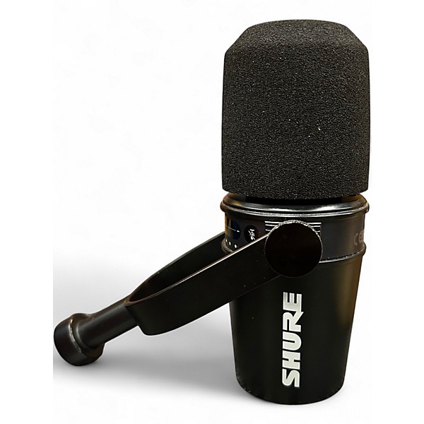 Used Shure MV7 Dynamic Microphone