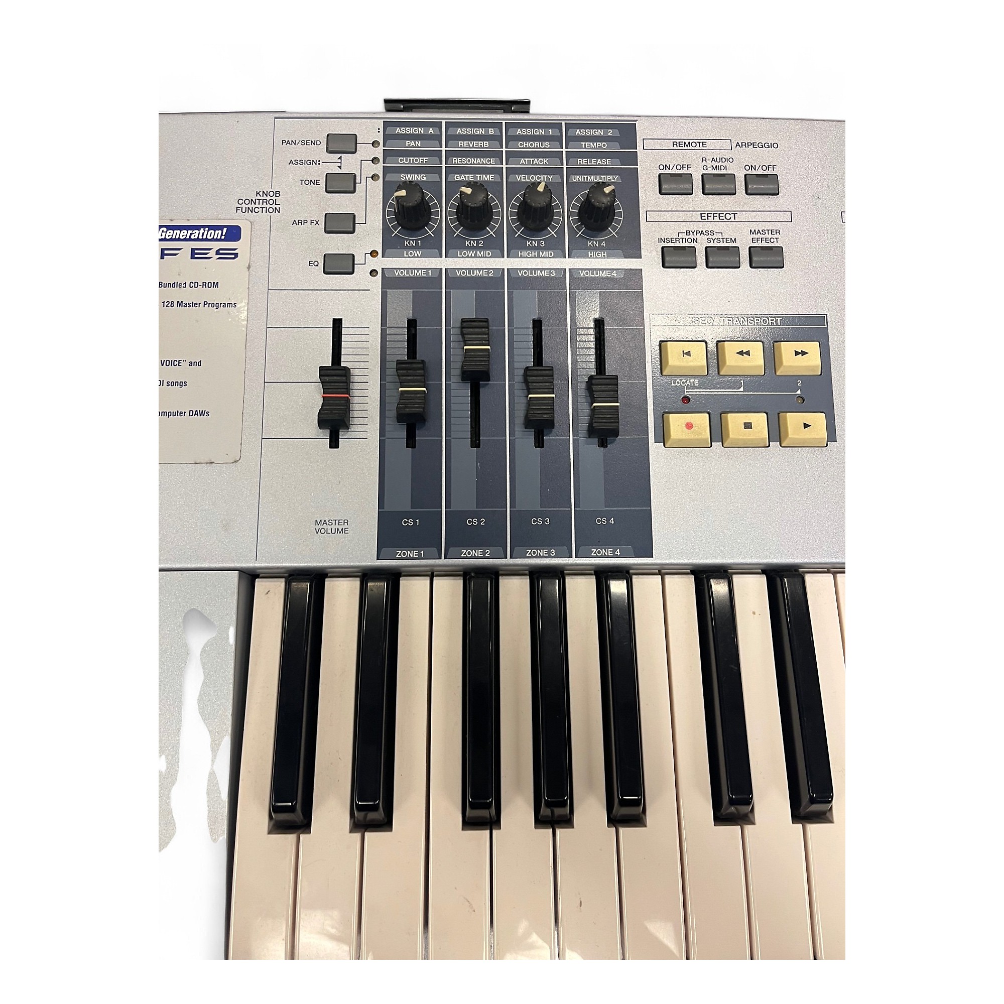 Used Yamaha Motif ES6 61 Key Keyboard Workstation | Guitar Center