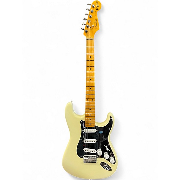 Used Fender NILES RODGERS SIGNATURE STRATOCASTER "THE HITMAKER" Olympic White Solid Body Electric Guitar