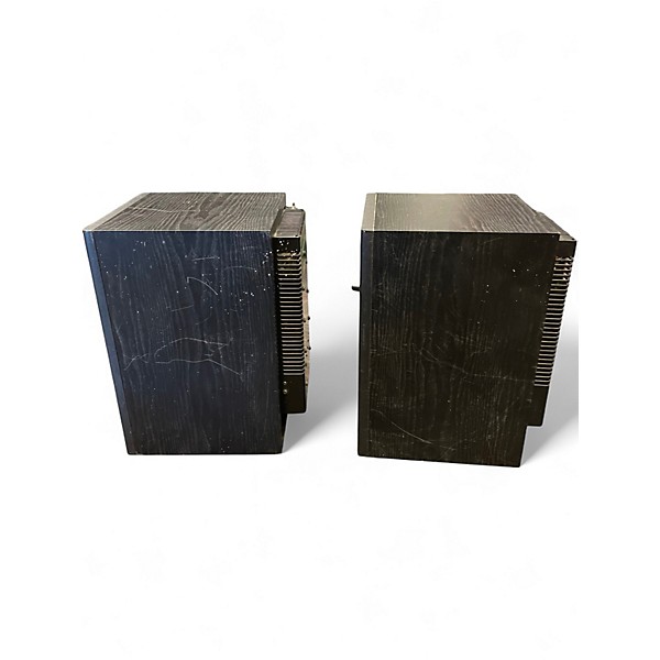 Used Mackie HR824 Pair Powered Monitor