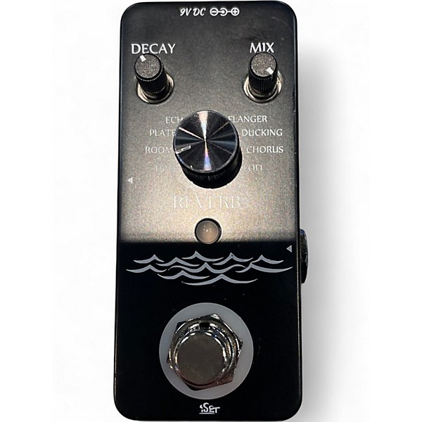 Used Iset reverb Effect Pedal