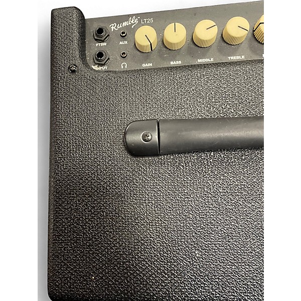 Used Fender RUMBLE LT 25 Bass Combo Amp