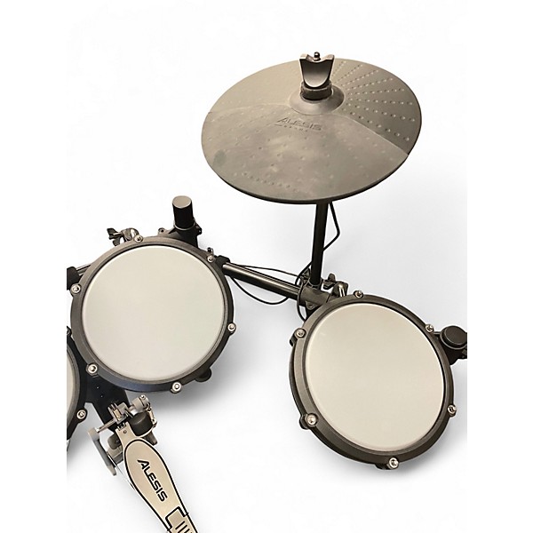 Used Alesis Nitro Max 8 Piece Electric Drum Set