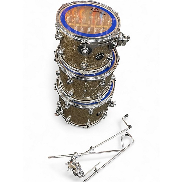 Used DW 4 Piece Performance Series ginger glitter Drum Kit