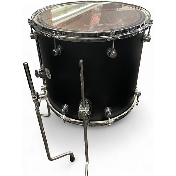 Used DW 6 Piece Design Series Black Drum Kit