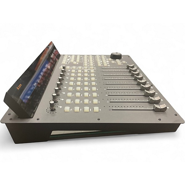 Used Icon QCON PRO G2 MIDI Controller