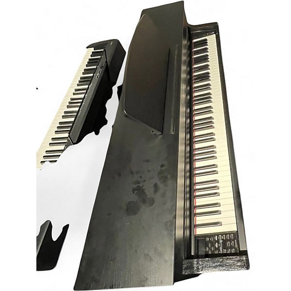 Used Yamaha CLP535 Digital Piano