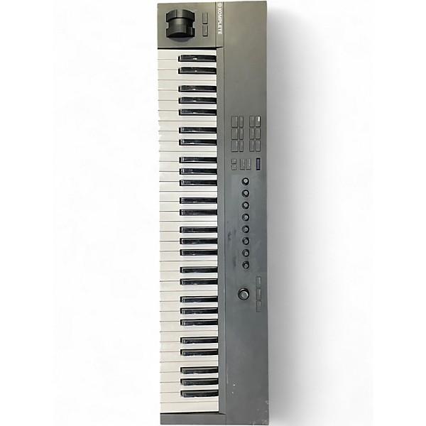 Used Native Instruments Komplete Kontrol A61 MIDI Controller
