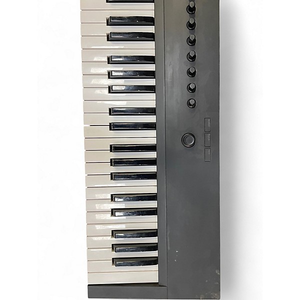 Used Native Instruments Komplete Kontrol A61 MIDI Controller