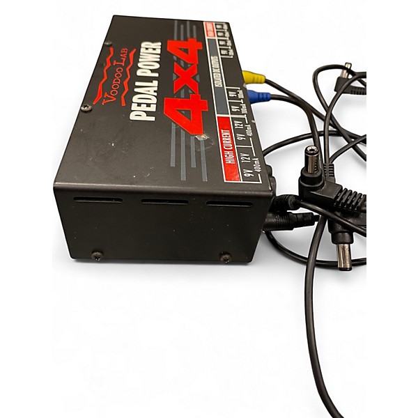 Used Voodoo Lab Pedal Power 4x4 Power Supply