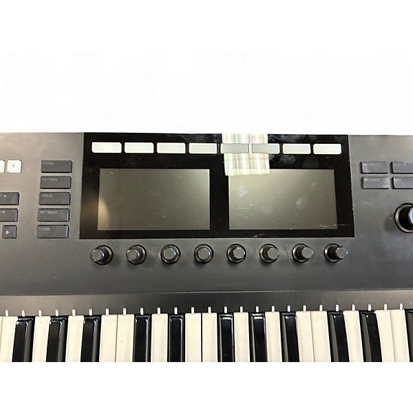 Used Native Instruments Komplete Kontrol S61 MKII MIDI Controller