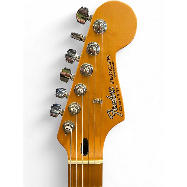 Used 2006 Fender 60th Anniversary Standard Stratocaster Blizzard Pearl Solid Body Electric Guitar