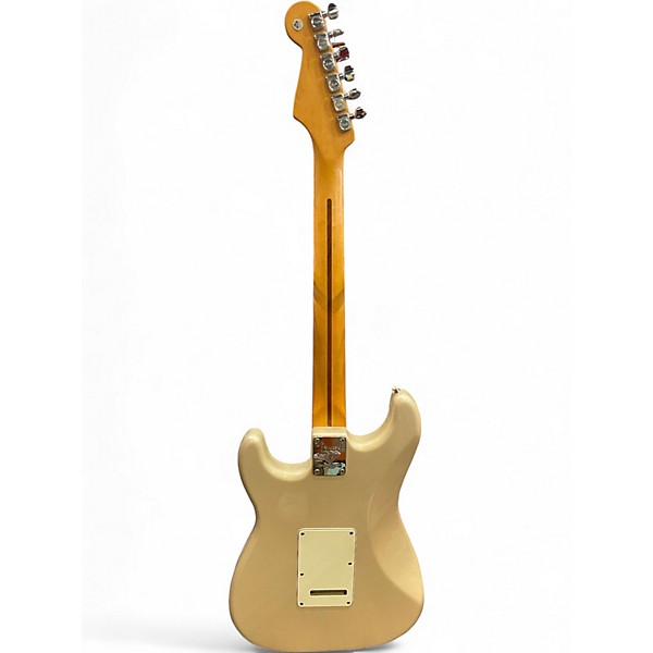 Used 2006 Fender 60th Anniversary Standard Stratocaster Blizzard Pearl Solid Body Electric Guitar