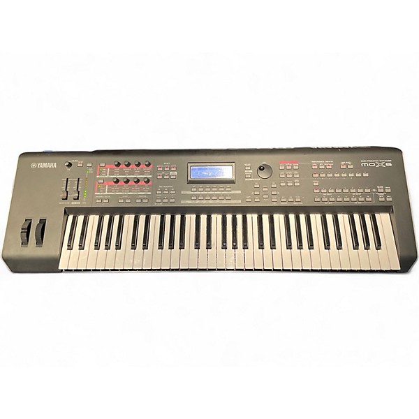 Used Yamaha MOX6 61 Key Keyboard Workstation