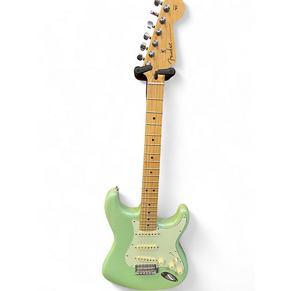 Used Fender LIMITED EDITION PLAYER STRATOCASTER Seafoam Pearl Solid Body Electric Guitar