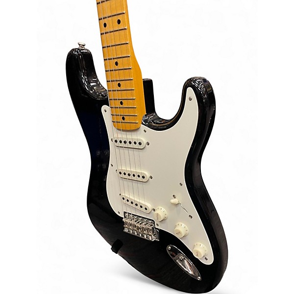 Used Fender 1967 Stratocaster Closet Classic black Solid Body Electric Guitar