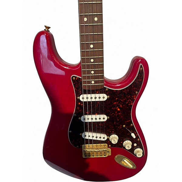 Used 1997 Fender Stratocaster Deluxe Cherry Solid Body Electric Guitar