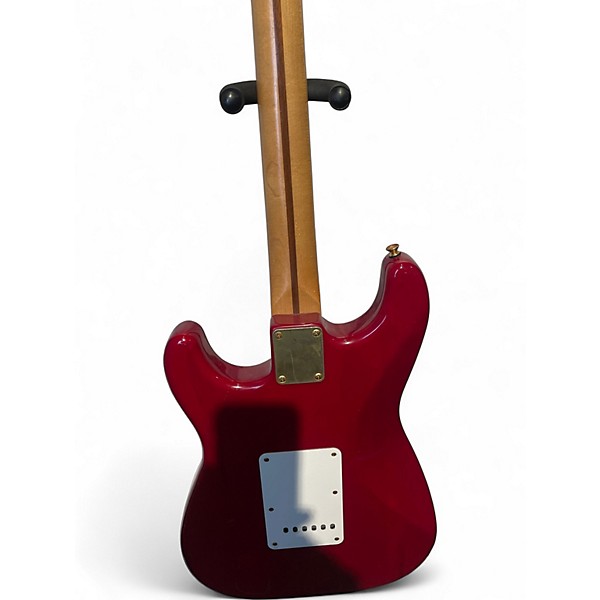 Used 1997 Fender Stratocaster Deluxe Cherry Solid Body Electric Guitar