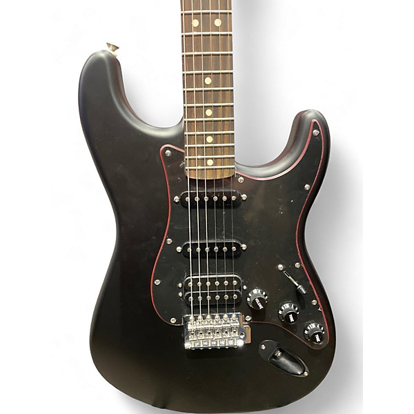 Used Fender Special Edition Noir Stratocaster Black Solid Body Electric Guitar