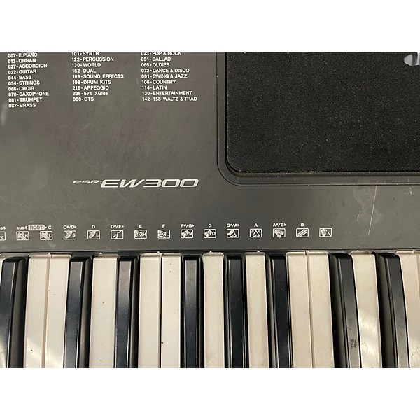 Used Yamaha PSREW300 76 Key Portable Keyboard