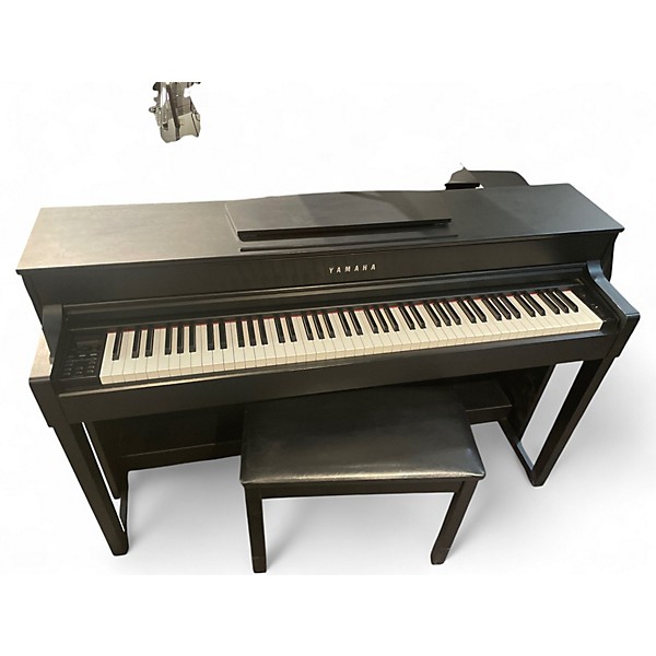 Used Yamaha CLP-535 Digital Piano
