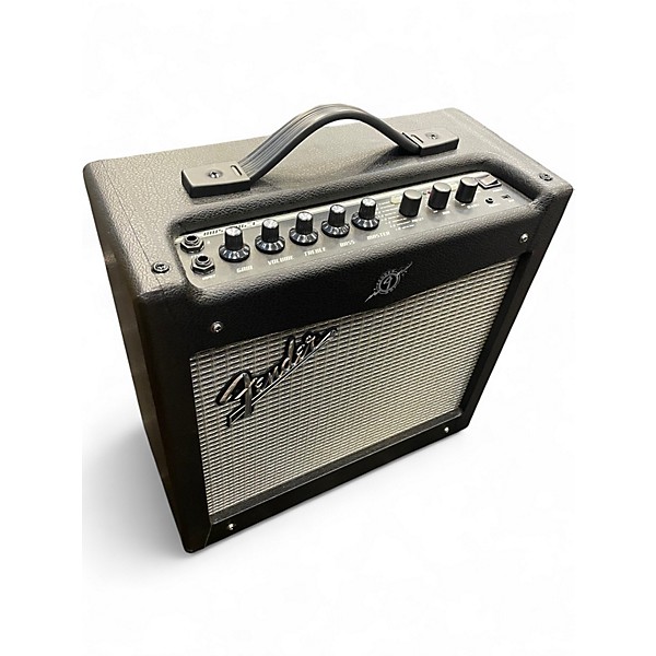 Used Fender mustang Guitar Combo Amp