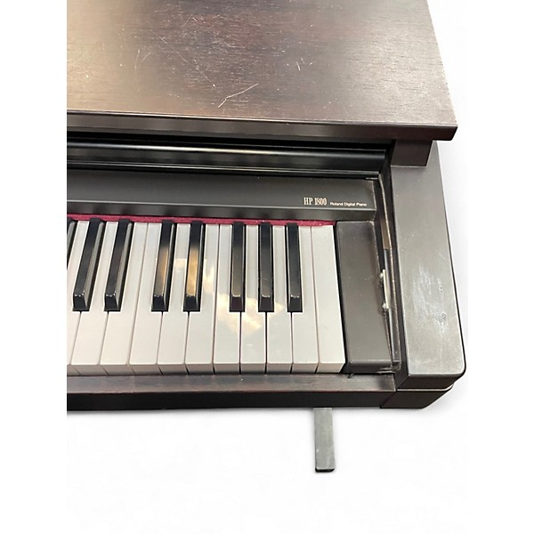 Used Roland hp 1800 Digital Piano