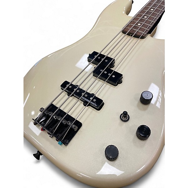 Used Fender Duff McKagan Signature Bass Pearl White Electric Bass Guitar