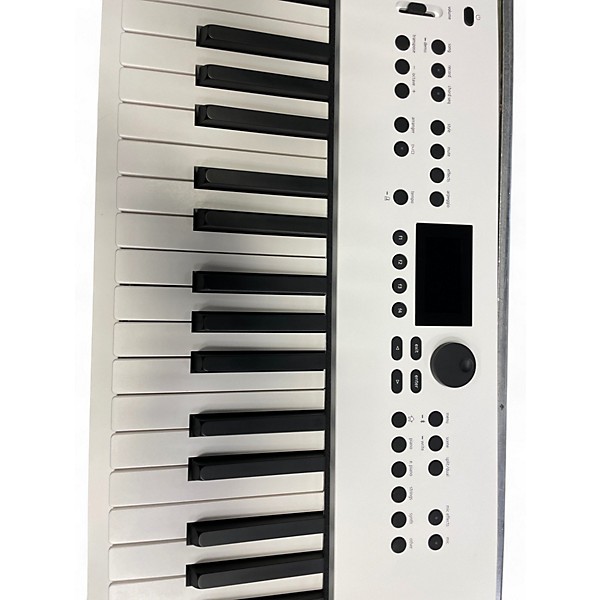 Used Roland GO KEYS 5 Keyboard Workstation