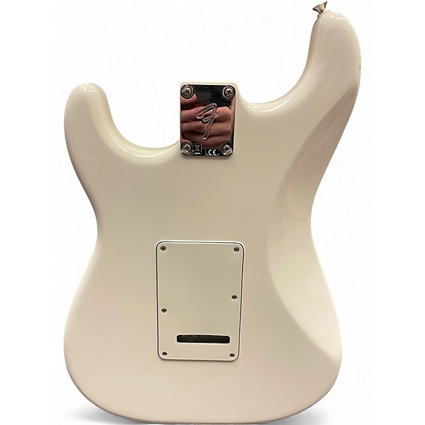 Used Fender Player Stratocaster Polar White Solid Body Electric Guitar