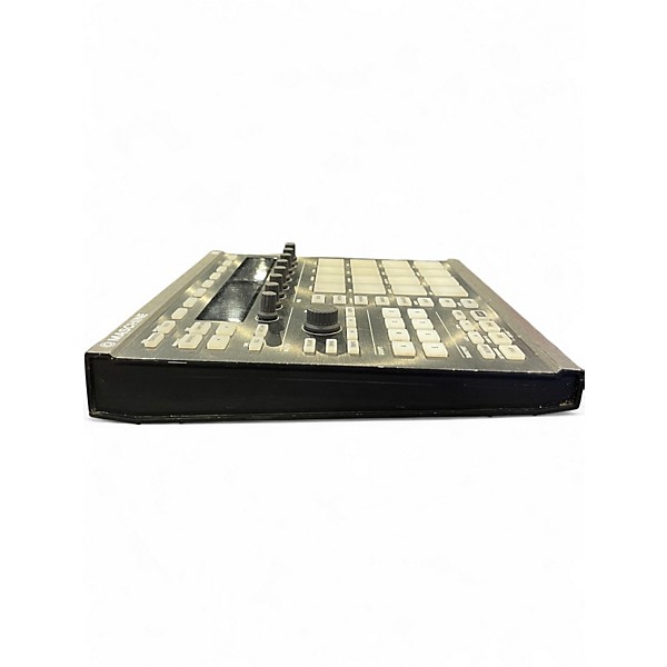 Used Native Instruments Maschine MKII MIDI Controller