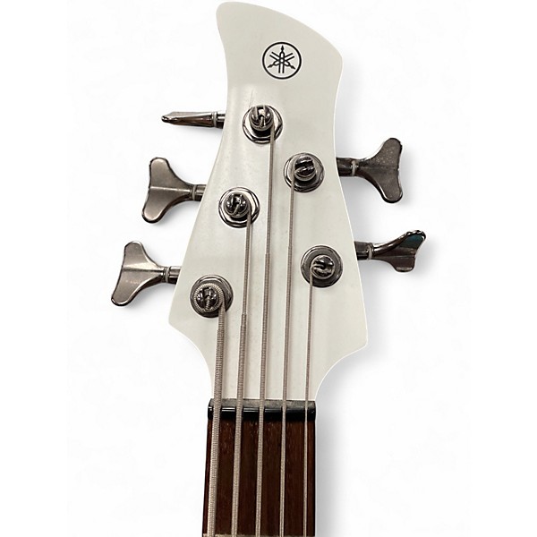 Used Yamaha trbx305 Alpine White Electric Bass Guitar