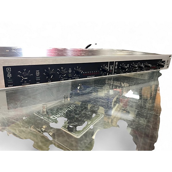 Used Behringer MDX1000 Compressor