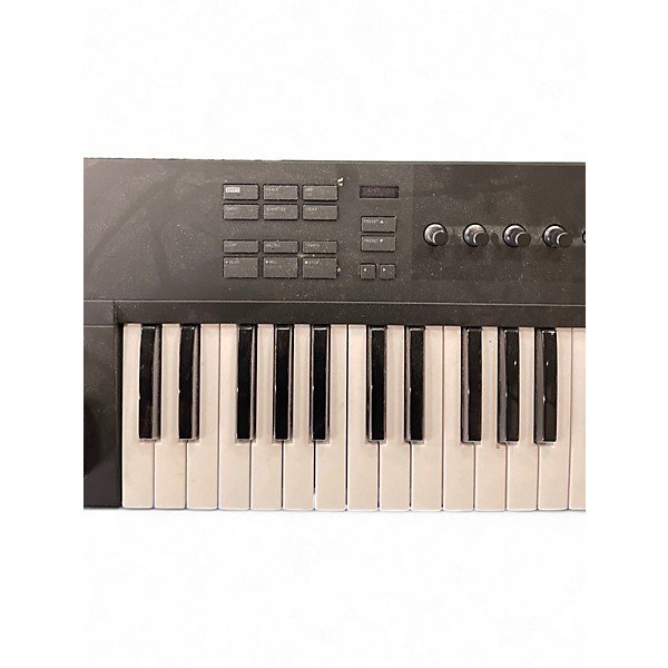 Used Native Instruments Komplete Kontrol S49 MIDI Controller
