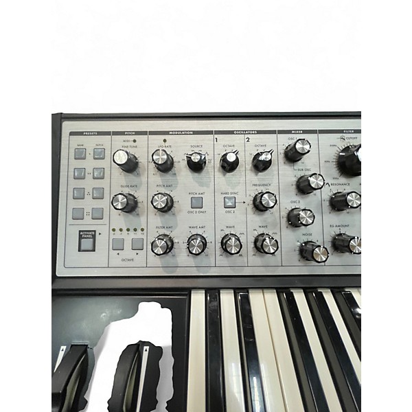 Used Moog Sub Phatty 25 Key Synthesizer