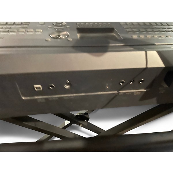 Used Yamaha DGX670 Keyboard Workstation