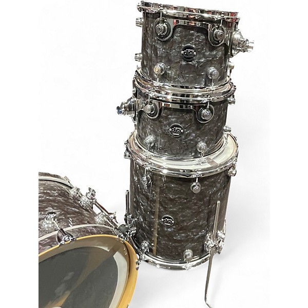 Used DW 4 Piece Performance Series Black Diamond Drum Kit