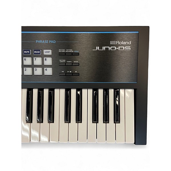 Used Roland JUNO-DS61 Synthesizer