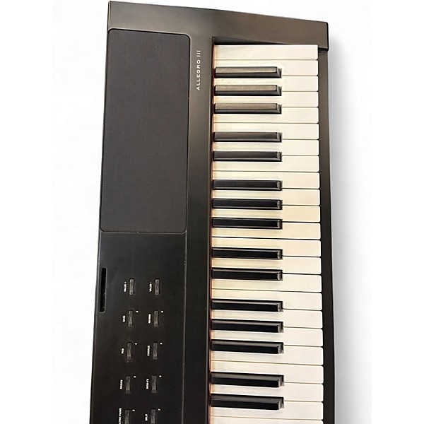 Used Williams ALLEGRO III Portable Keyboard